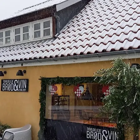 Semesterbostad 300 M To 220m2 Architect House