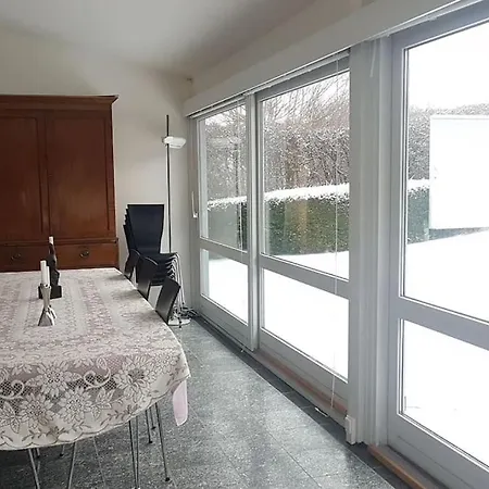 Semesterbostad 300 M To 220m2 Architect House