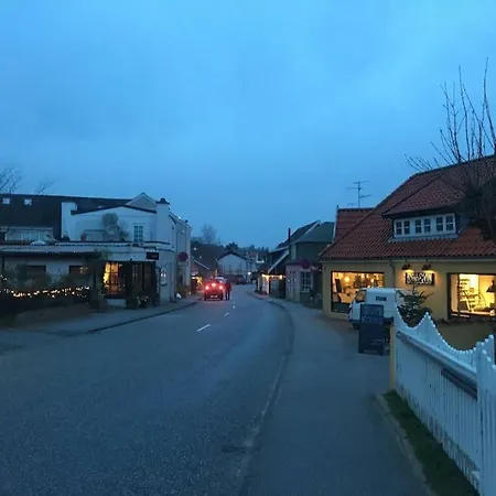 300 M To 220m2 Architect House Semesterbostad