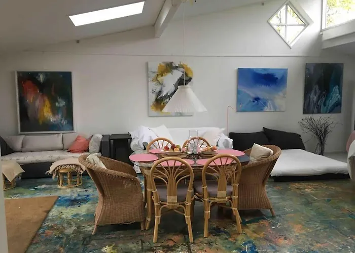 300 M To 220m2 Architect House ティスヴィレライ